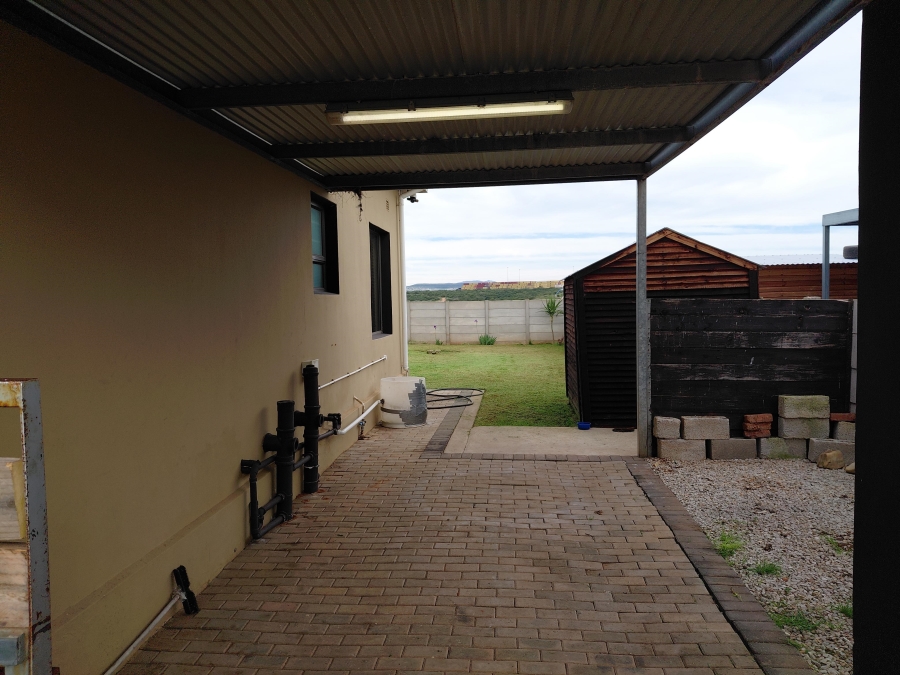 2 Bedroom Property for Sale in Campher Park Eastern Cape
